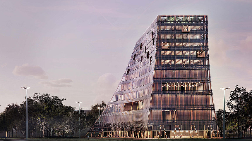 Architektonische Visualisierung eines Gebäudes mit asymmetrischer Fassade aus Glas. Das Gebäude steht in einer parkähnlichen Umgebung mit Bäumen und Laternen.