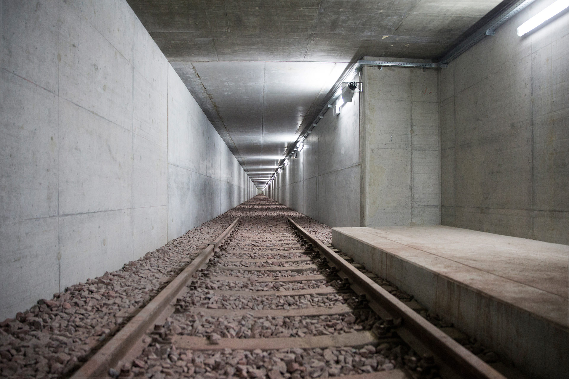 Blick in den Tunnel der U-Bahn-Station